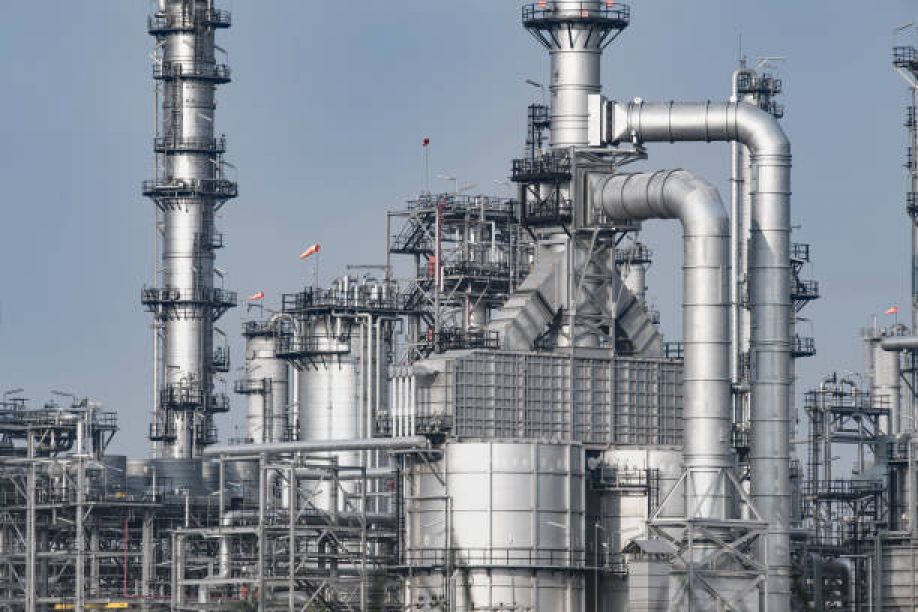 Aprovados benefícios fiscais da Refinaria de Cabinda 