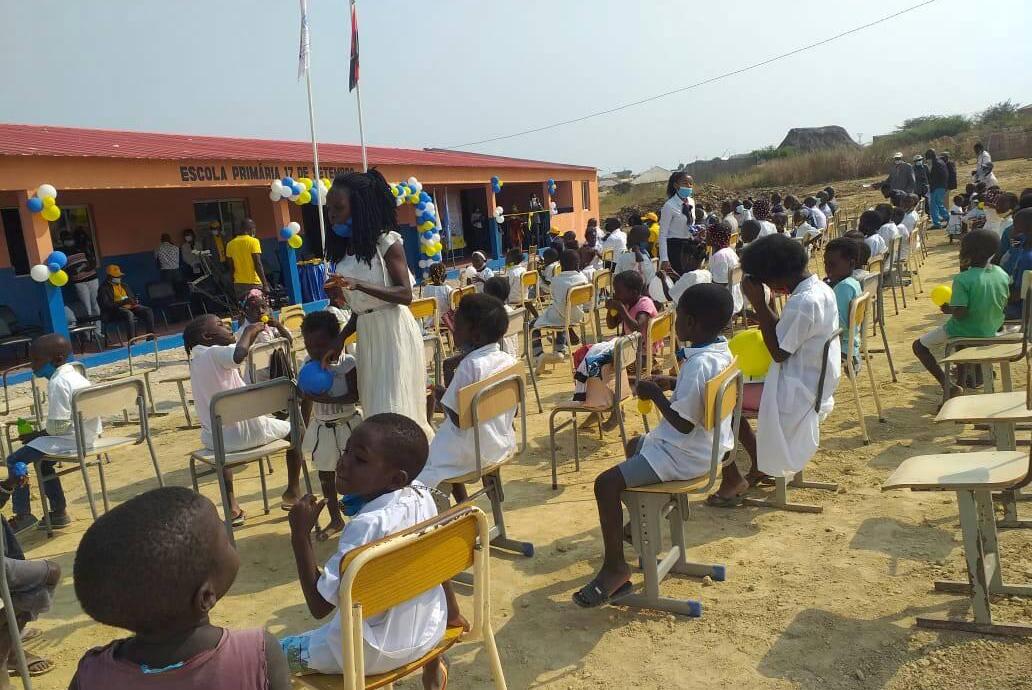 SINPROF inaugura escola no Porto Amboim