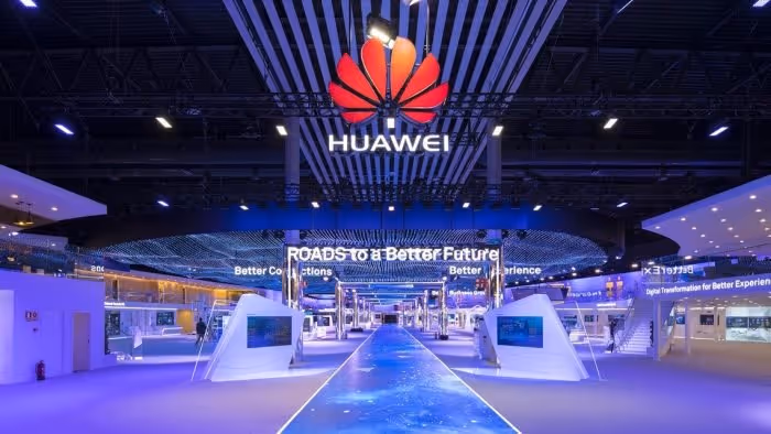 Negócios do segmento consumo responsáveis pela queda das receitas da Huawei no I semestre de 2021