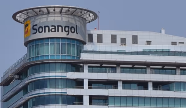 Sonangol e Quantem assinam memorando para desonvolvimento da Refinaria do Soyo