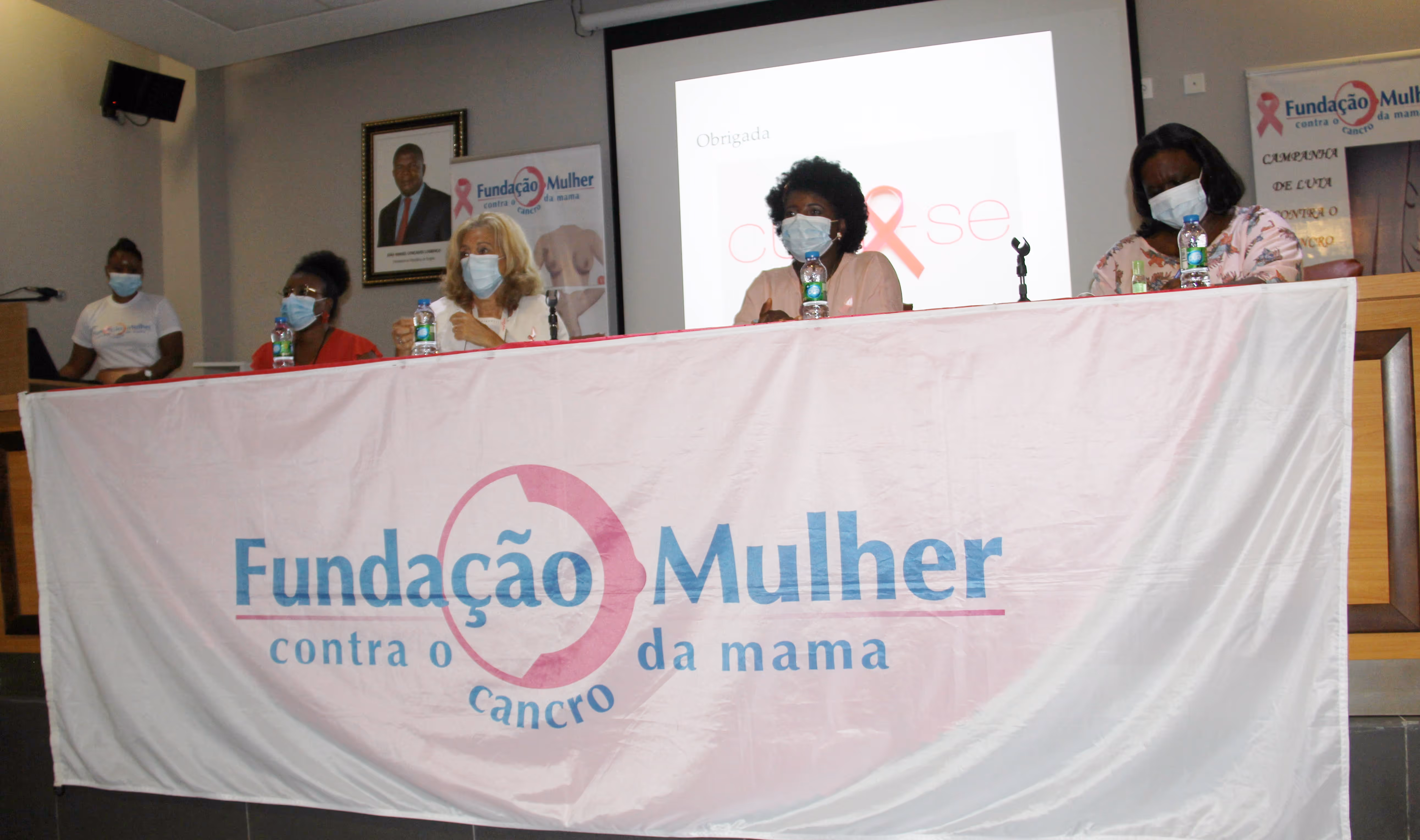 TV Cabo realiza palestra de consciencialização sobre o cancro da mama 