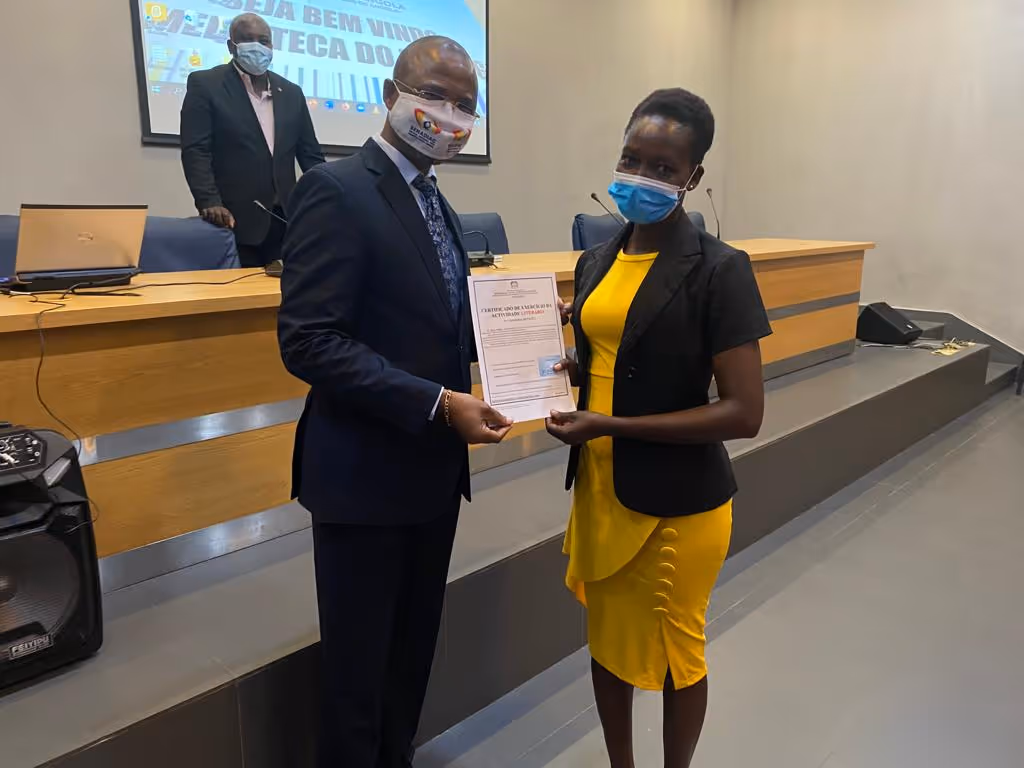 SENADIAC entrega primeiros certificados de registo de obras intelectuais