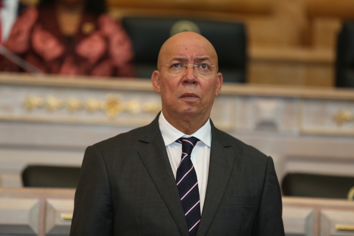 Ministro afirma que "a corrupção tornou-se um caso de vida ou de morte para Estado angolano"