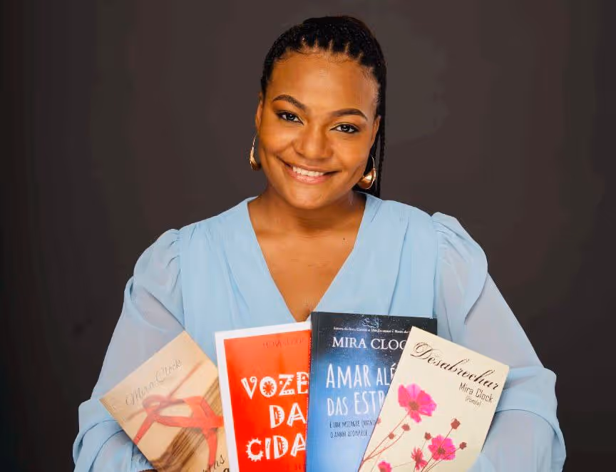 Projecto junta escritora Mira Clock e poetas da nova geração num recital de poesia