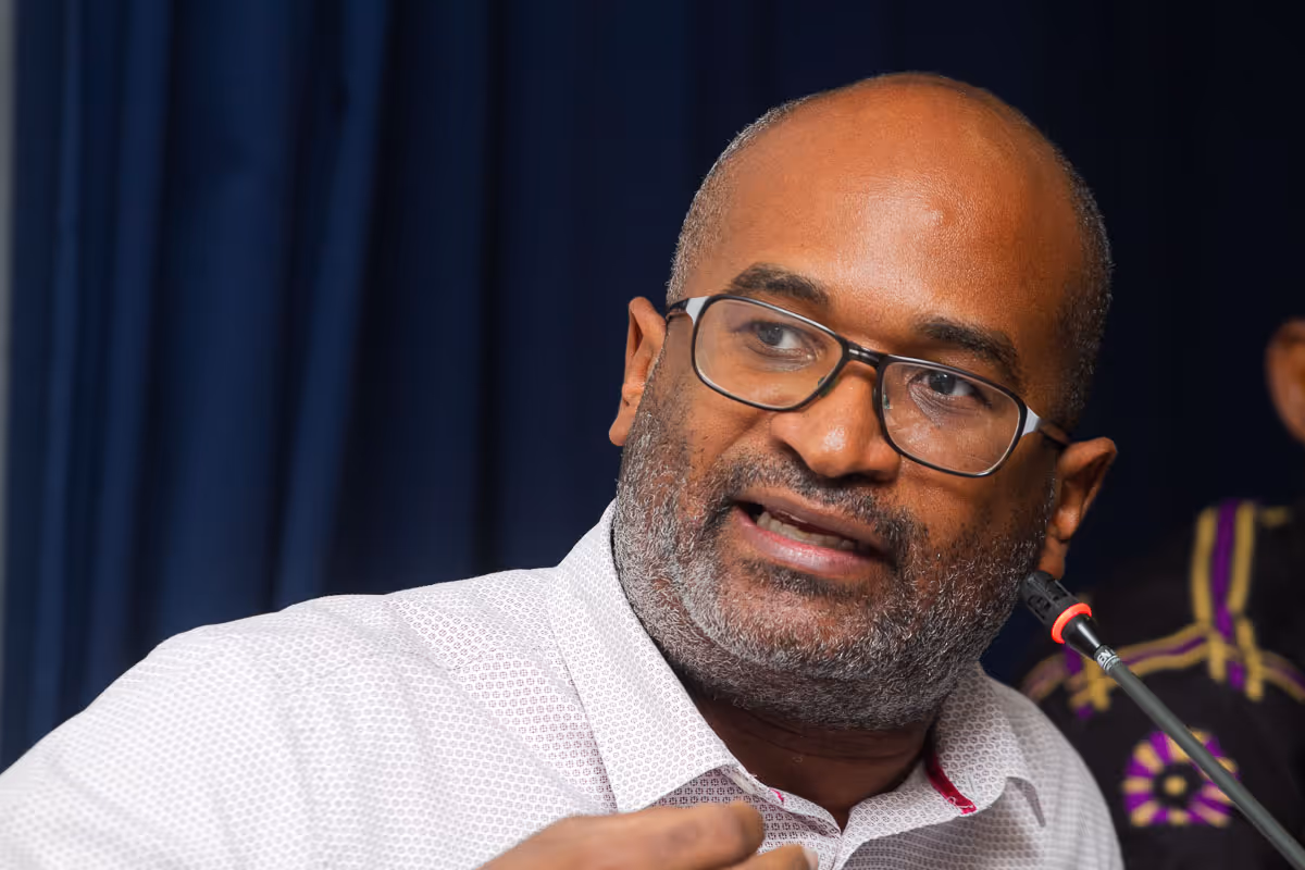 “Endividamo-nos, mas não trouxemos qualidade para o nosso país”, lamenta Nataniel Fernandes  
