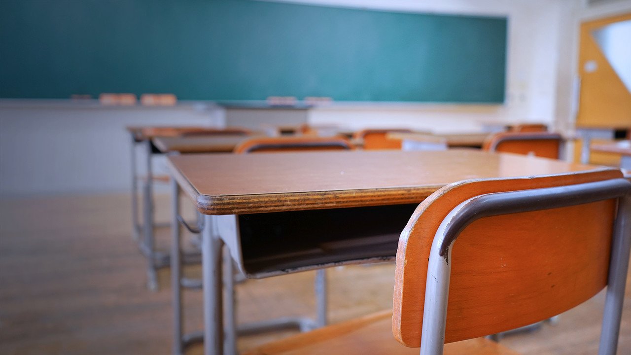 SINPROF ameaça nova greve