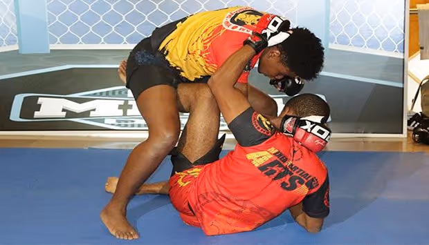 Angolanos confiantes em vencer o torneio regional de MMA