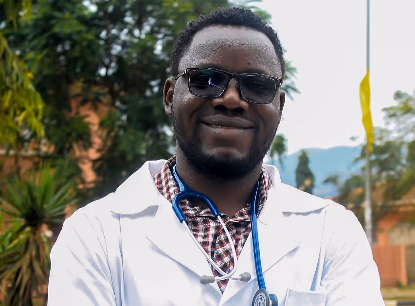 Médico Edgar Seque cria projecto voltado à educação da saúde