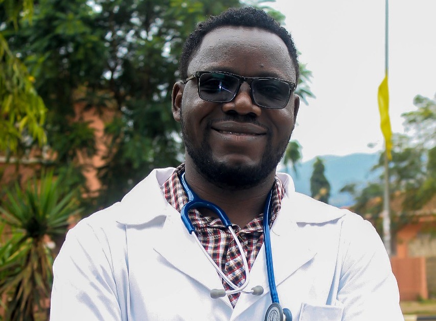 Médico Edgar Seque cria projecto voltado à educação da saúde