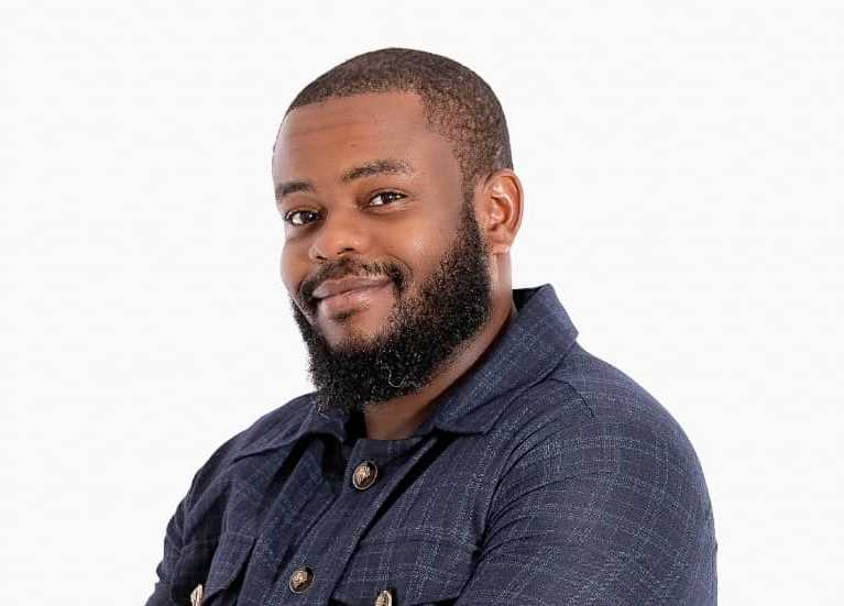 Daniel Mabanza Júnior lança “Um anormal no mundo dos normais”