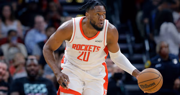 Rockets perdem primeiro jogo de época contra os Atlanta Hawk