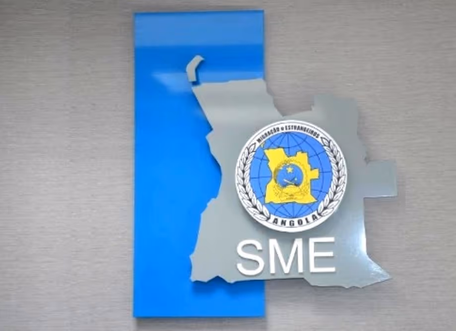 SME expulsa cidadãos e detém outros por permanência ilegal no país