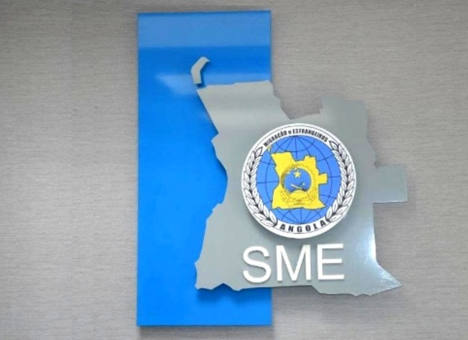 SME expulsa cidadãos e detém outros por permanência ilegal no país