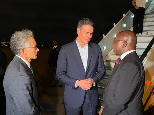 Téte António e Pedro Sánchez abordam cooperação entre Angola e Espanha