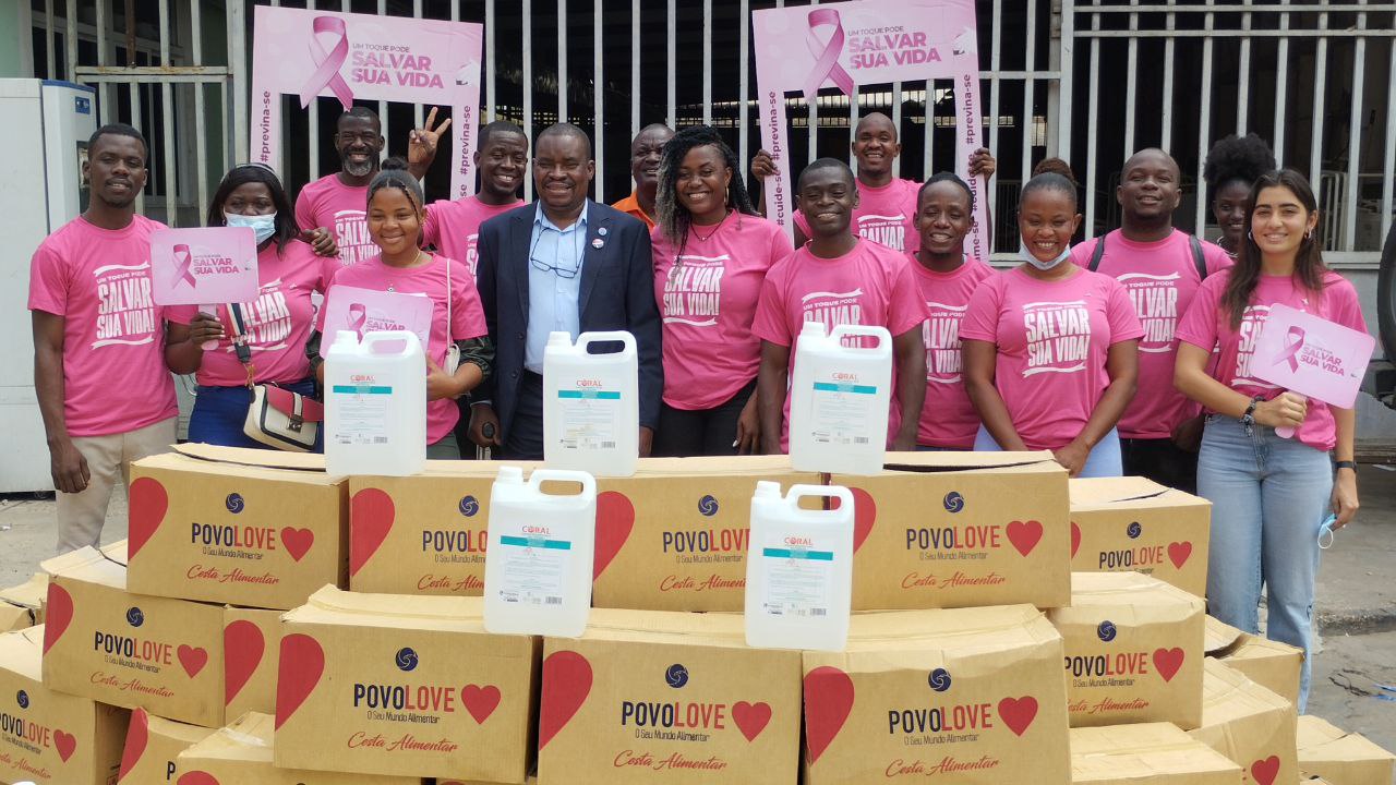Outubro Rosa: Angoalissar encerra campanha com doação de 60 cestas básicas