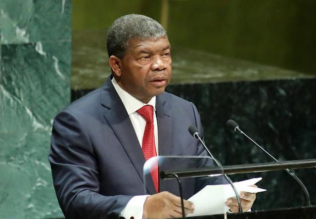 João Lourenço defende que os Governos africanos devem encarar situação da pobreza “com a necessária objectividade”