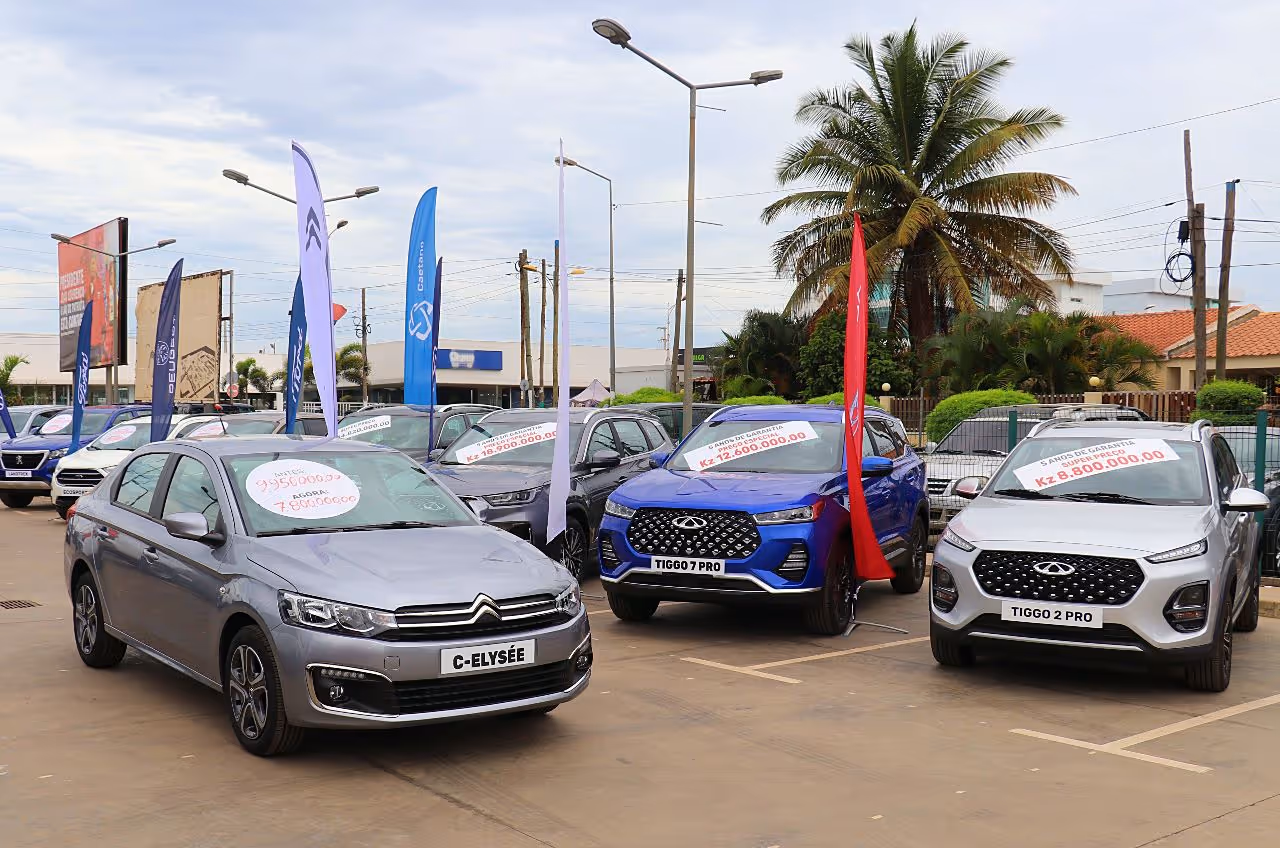 Veículos novos e usados na nova feira automóvel da Caetano 