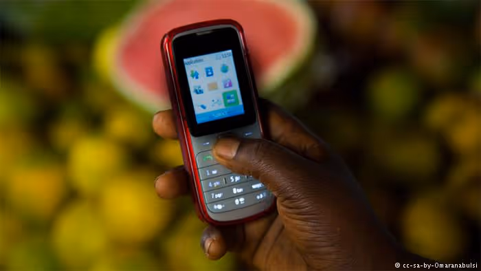 Rei de Ombadja solicita expansão da Unitel e Africell no Cunene