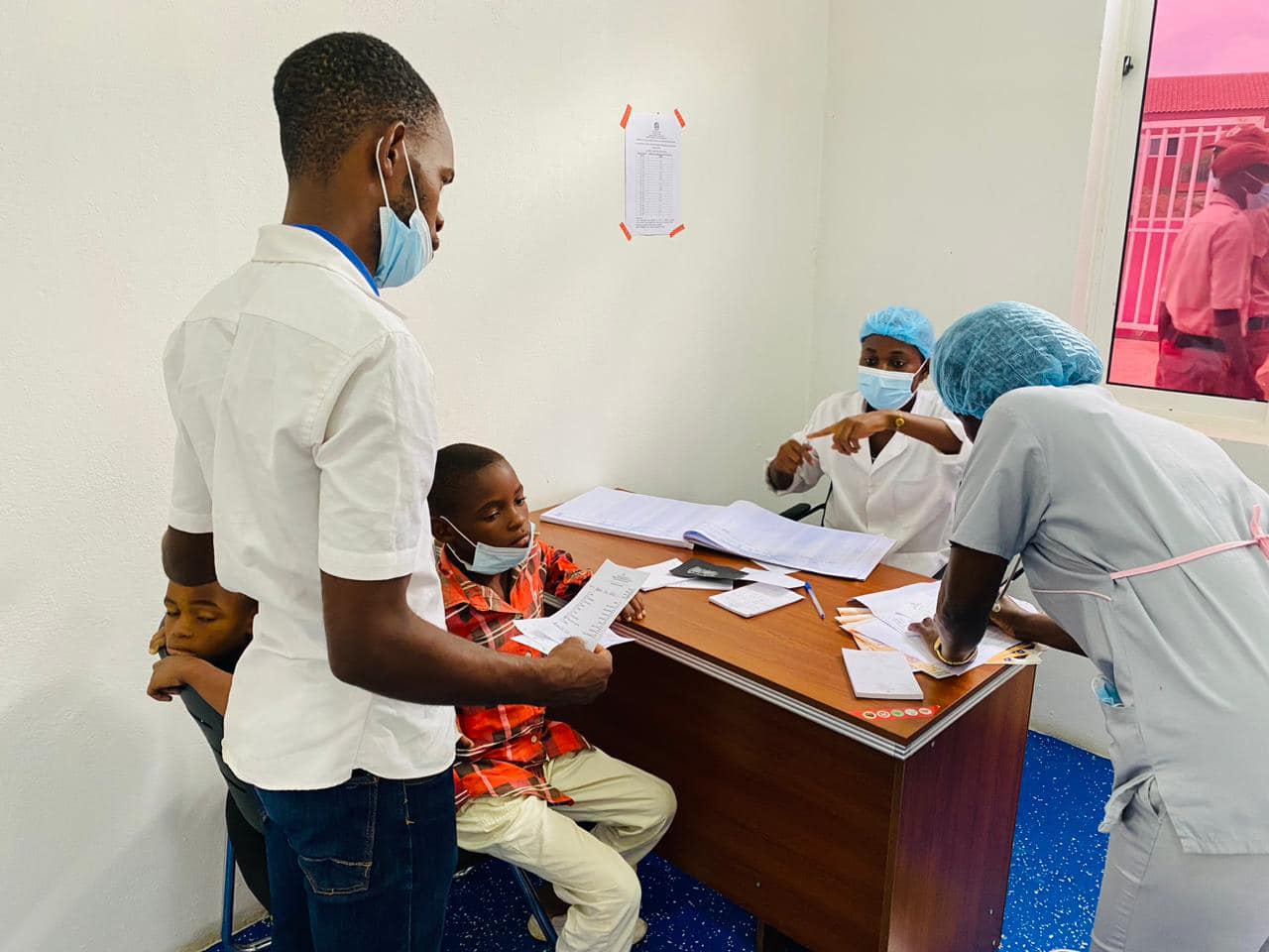 Mais de 150 pacientes são atendidos diariamente no Centro de Saúde do Mayombe 