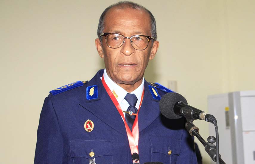 Líder das FAA defende melhoria do engajamento das tropas para manter a inviolabilidade do solo pátrio