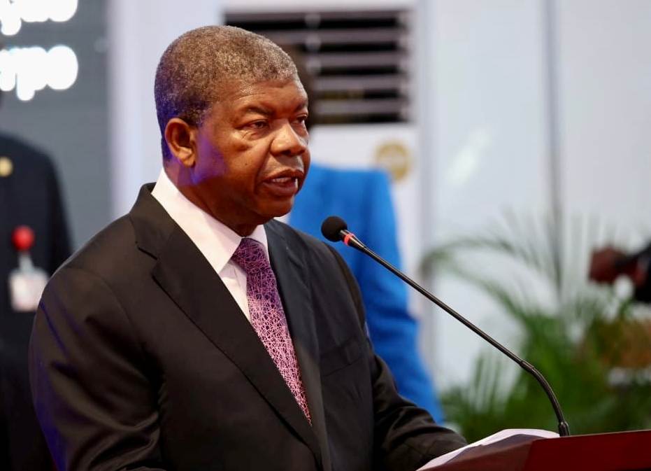 João Lourenço promete “continuar a servir o país” em 2027