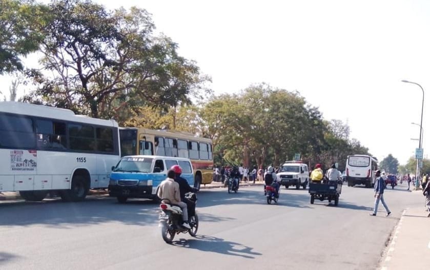 Taxistas e mototaxistas no Huambo recebem primeiros cartões de combustível