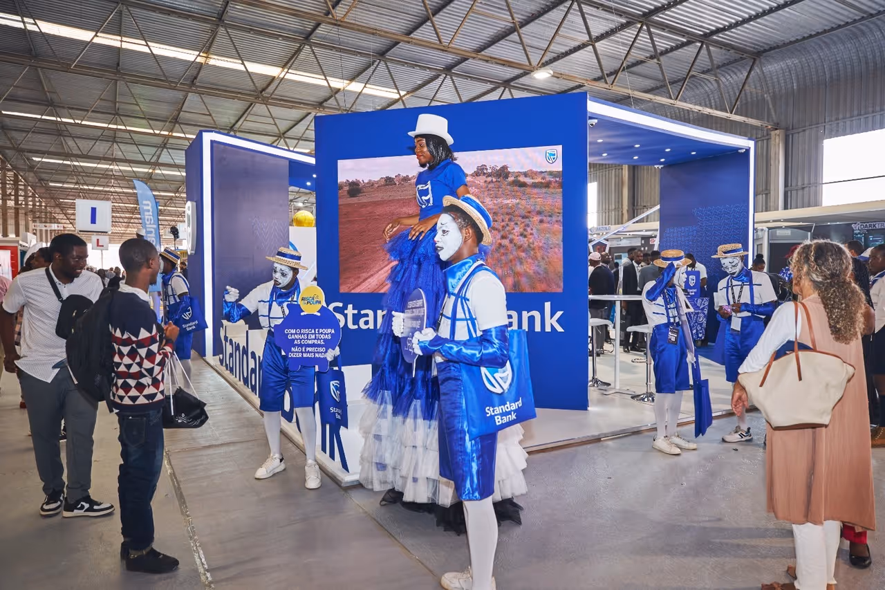 Standard Bank de Angola distinguido pela ‘Melhor Participação’ na FILDA