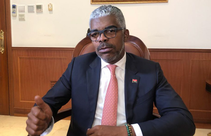 Ministro reitera que as obras do novo aeroporto internacional decorrem a “bom ritmo” 