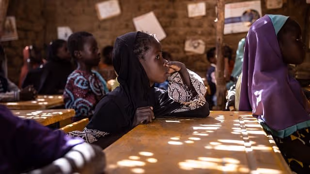 Mais de 2 milhões de crianças precisam de ajuda humanitária no Níger