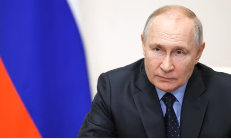 Putin critica Ocidente de “continuar a bloquear as exigências russas” sobre o acordo para transporte de cereais