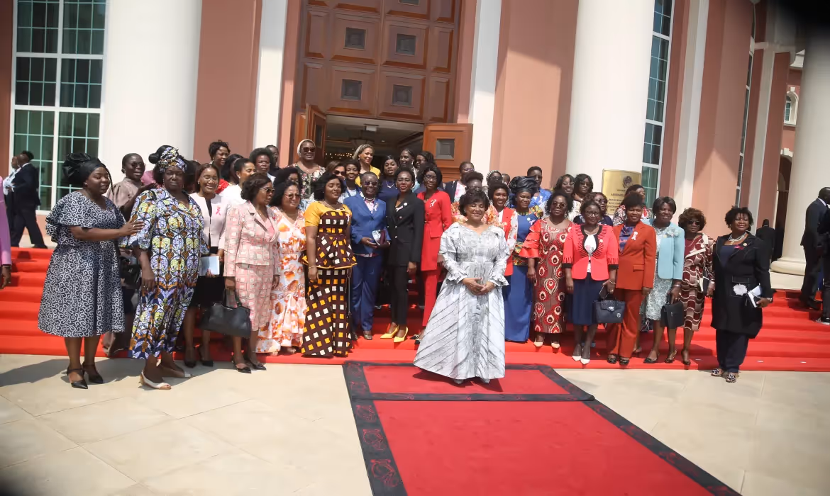 Iniciativa visa aumentar a liderança das mulheres na transformação de África