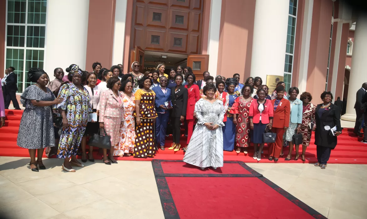 Iniciativa visa aumentar a liderança das mulheres na transformação de África