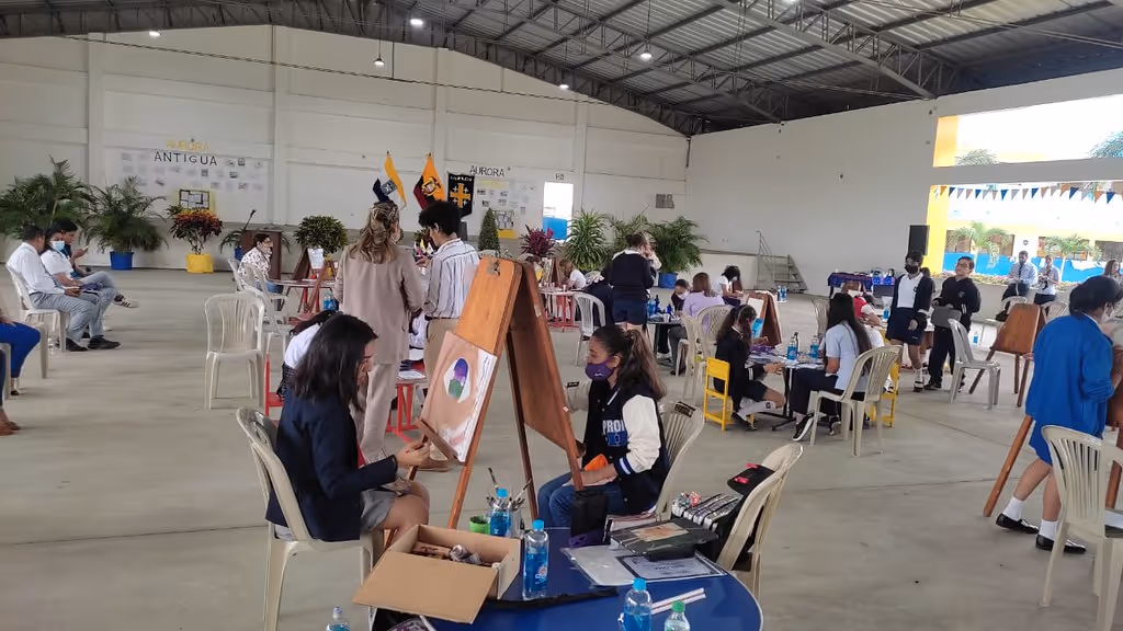 Angola estreia-se em concurso internacional de pintura