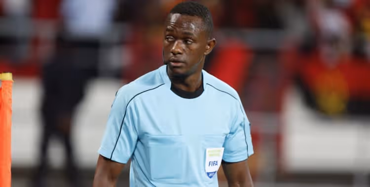 Ábitro angolano Jerson dos Santos confirmado para o mundial de clubes