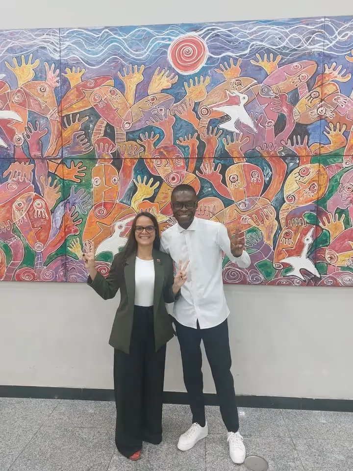 Jovens angolanos participam em encontro global de empreendedorismo