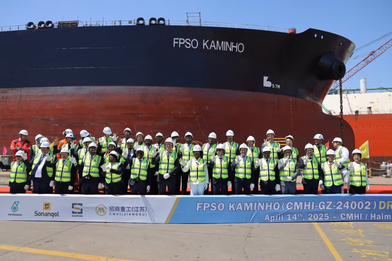FPSO Agogo chega a Angola e marca novo avanço na produção petrolífera