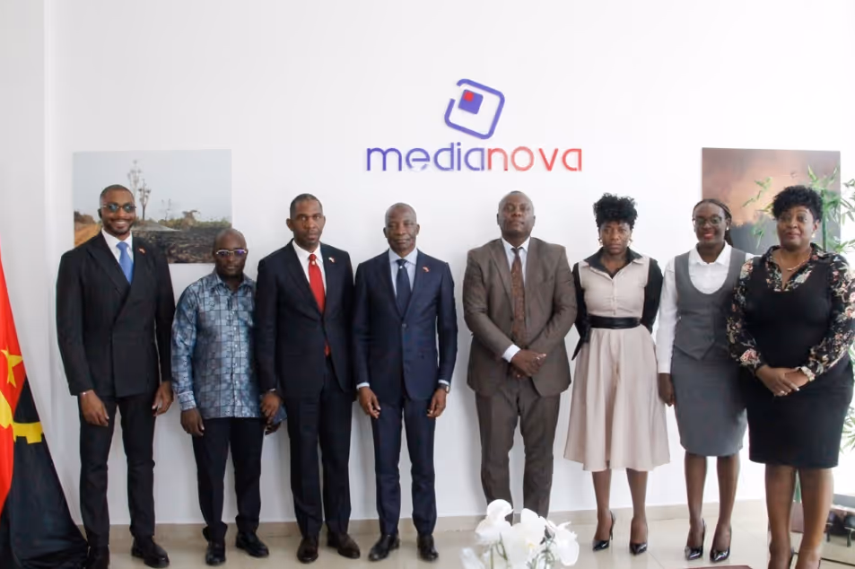 Grupo Medianova e Câmara de Comércio Angola-China firmam parceria estratégica