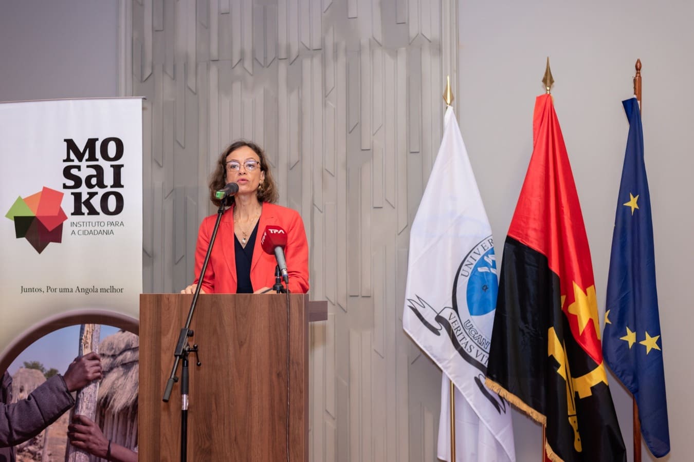 União Europeia presta homenagem simbólica aos protagonistas do programa FRESAN com obras de arte