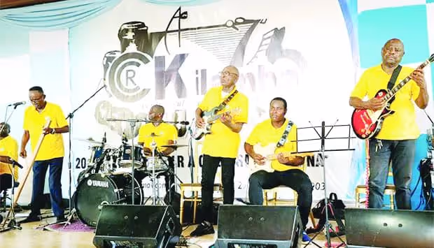 Os Kiezos comemoram 60 anos de música com grande concerto em Luanda