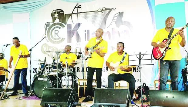 Os Kiezos comemoram 60 anos de música com grande concerto em Luanda