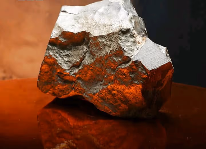 Maior meteorito marciano alguma vez encontrado em África vendido por valor recorde