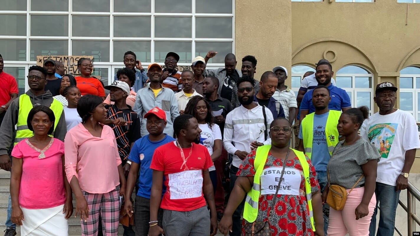 Trabalhadores dos Caminhos de Ferro de Moçâmedes iniciam greve por reajuste salarial