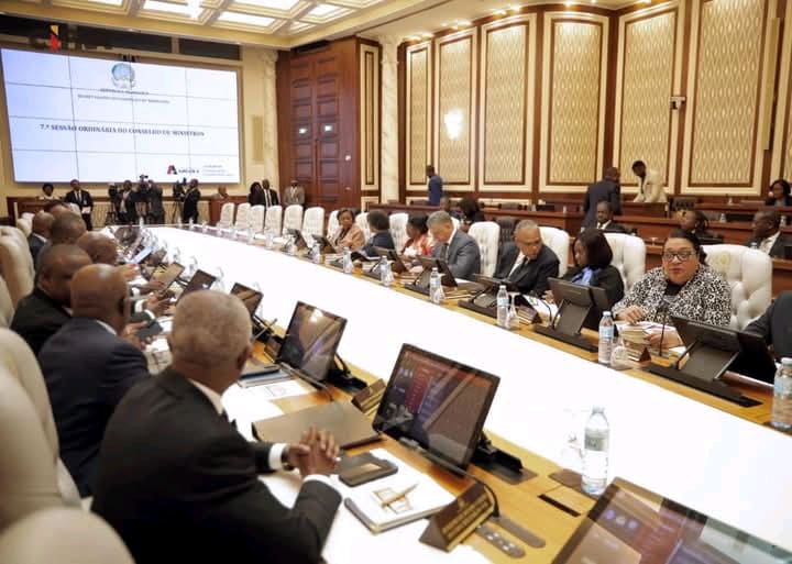 Conselho de Ministros analisa execução orçamental e destaca estabilidade cambial no segundo trimestre de 2025