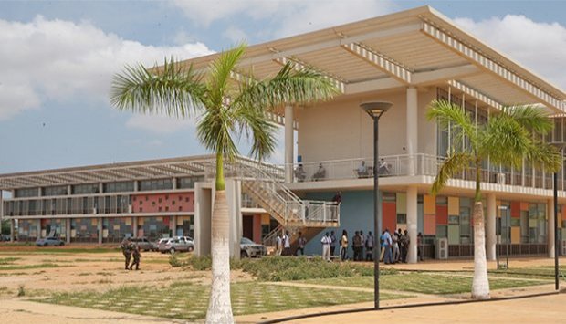 Universidades públicas abrem inscrições: UAN oferece o maior número de vagas para 2025/2026