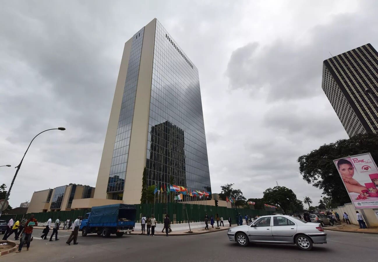 Banco Africano de Desenvolvimento abre candidaturas para bolsas de pós-graduação em energia e desenvolvimento sustentável