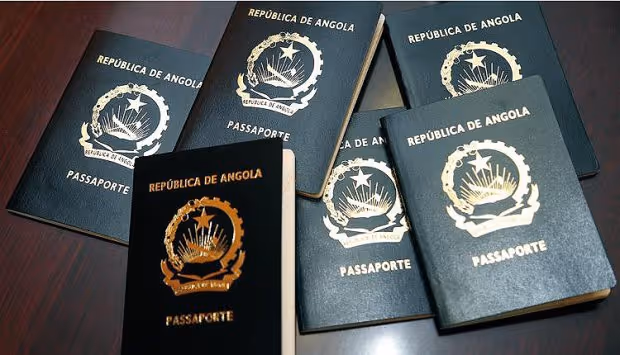 Governo propõe novas regras para emissão e validade dos passaportes angolanos