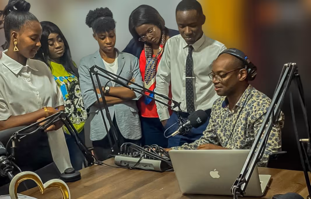 Centralidade do Kilamba acolhe formação em Técnicas de Locução para Rádio e Televisão