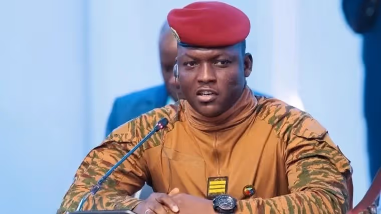 Burkina Faso elimina taxas de visto para cidadãos africanos