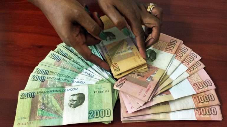 Salário mínimo em Angola sobe para 100 Mil Kz a partir de hoje