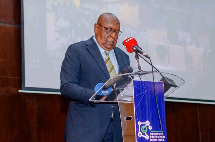 Ministro da Cultura defende valorização da criatividade e combate à pirataria em Angola
